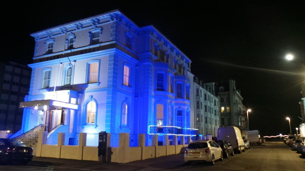 Vernon Guesthouse Eastbourne Bagian luar foto