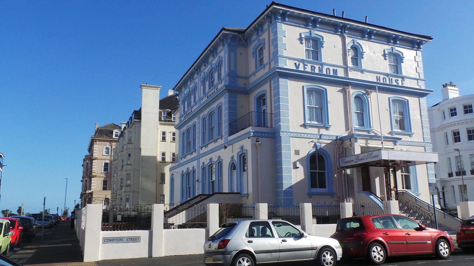 Vernon Guesthouse Eastbourne Bagian luar foto
