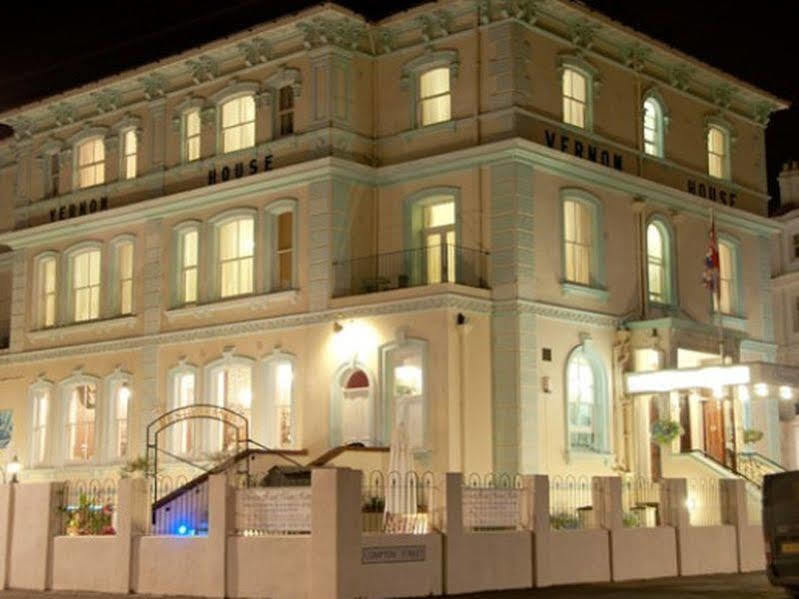 Vernon Guesthouse Eastbourne Bagian luar foto